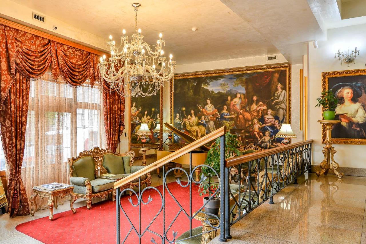 Premier Prezident Garni Hotel And Spa Sremski Karlovci Eksteriør billede