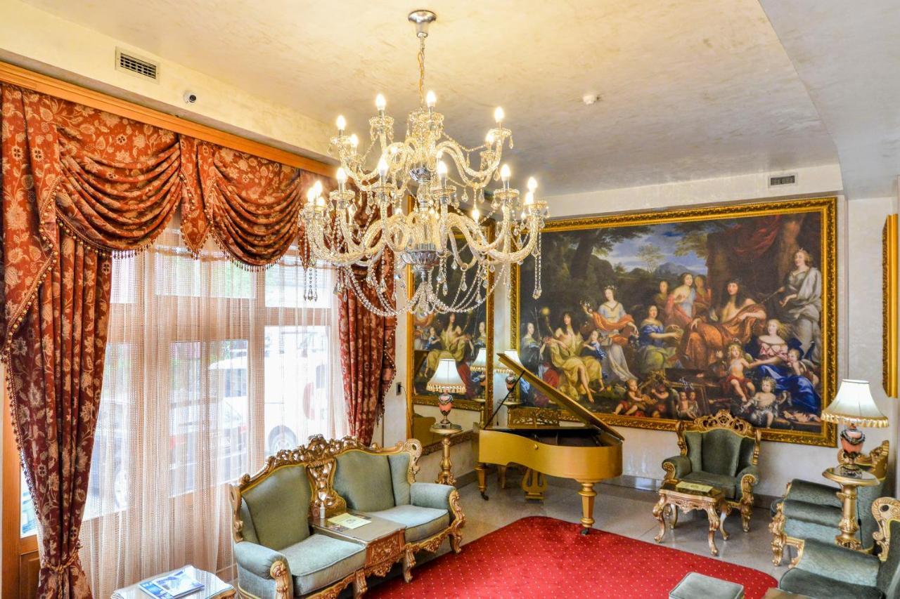 Premier Prezident Garni Hotel And Spa Sremski Karlovci Eksteriør billede